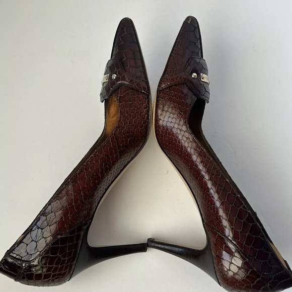 Escada snake embossed burgundy brown leather heel pumps Size 38 - Picture 10 of 16